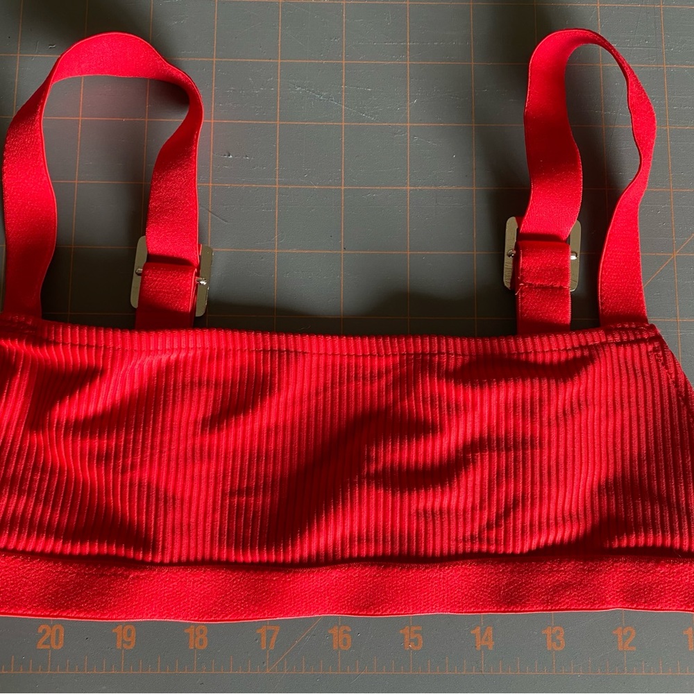 NWOT Frankies bikinis ribbed red bikini swimsuit top